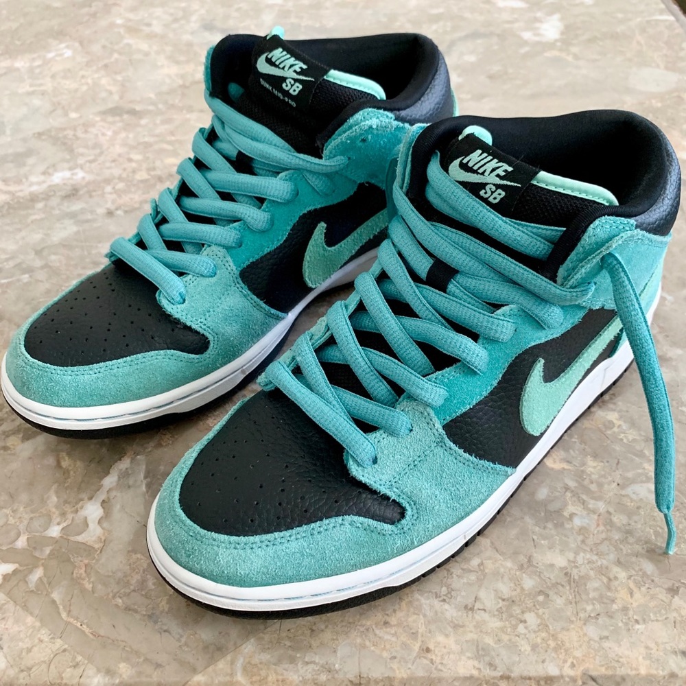 Nike SB Dunk Mid Size 8.5